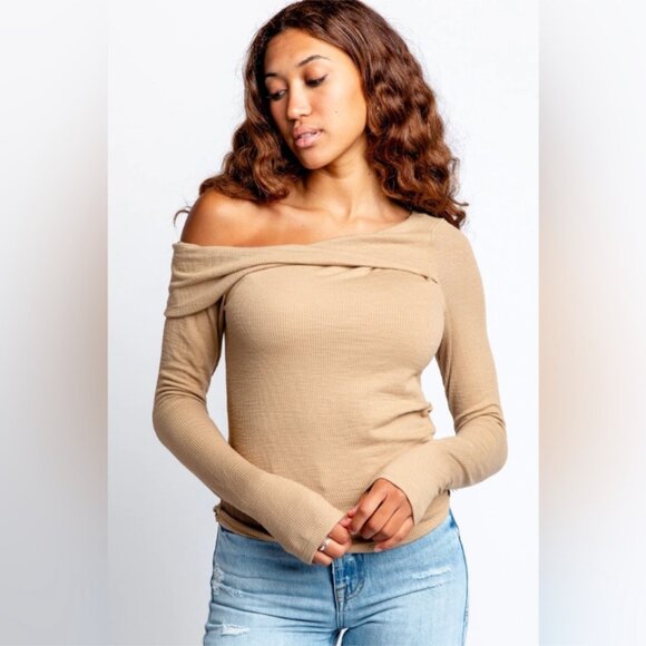 Only NEW with TAGS Free People Addie Layering Off the Shoulder Blouse LARGE - Picture 7 of 14
